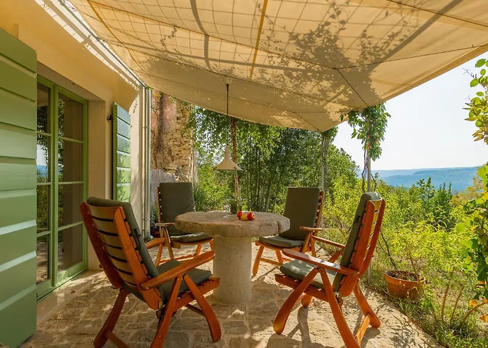 Stanzia Sparagna Villa Kostanjica