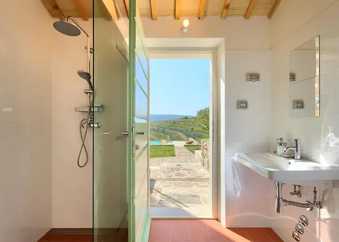 Stanzia Sparagna Βίλα